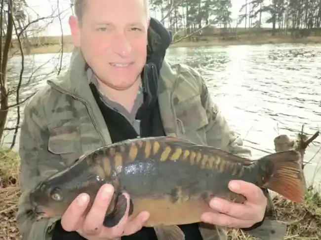 scac member with fish